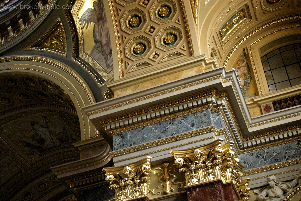 Budapest Basilica 4.jpg